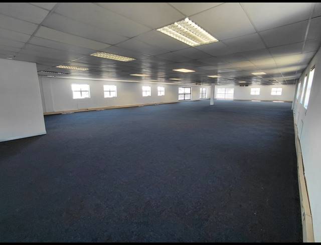 587M² OFFICE TO LET IN HALFWAY GARDENS